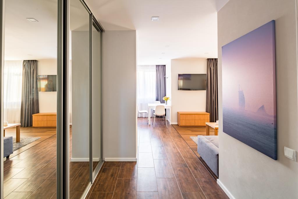 Apartments On The Square Of Prince Svyatoslav Lviv Ngoại thất bức ảnh