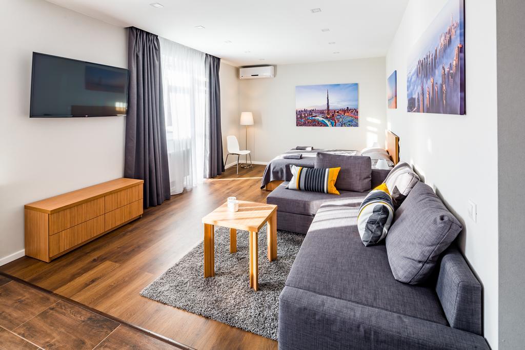 Apartments On The Square Of Prince Svyatoslav Lviv Ngoại thất bức ảnh